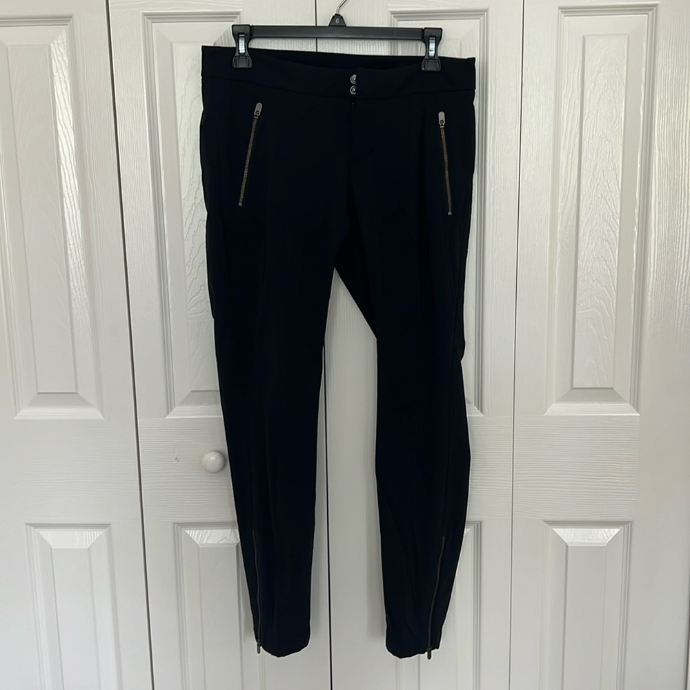 Woman’s Athleta pants